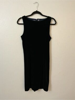 Hillard & Hanson Black Sleeveless Mini Dress